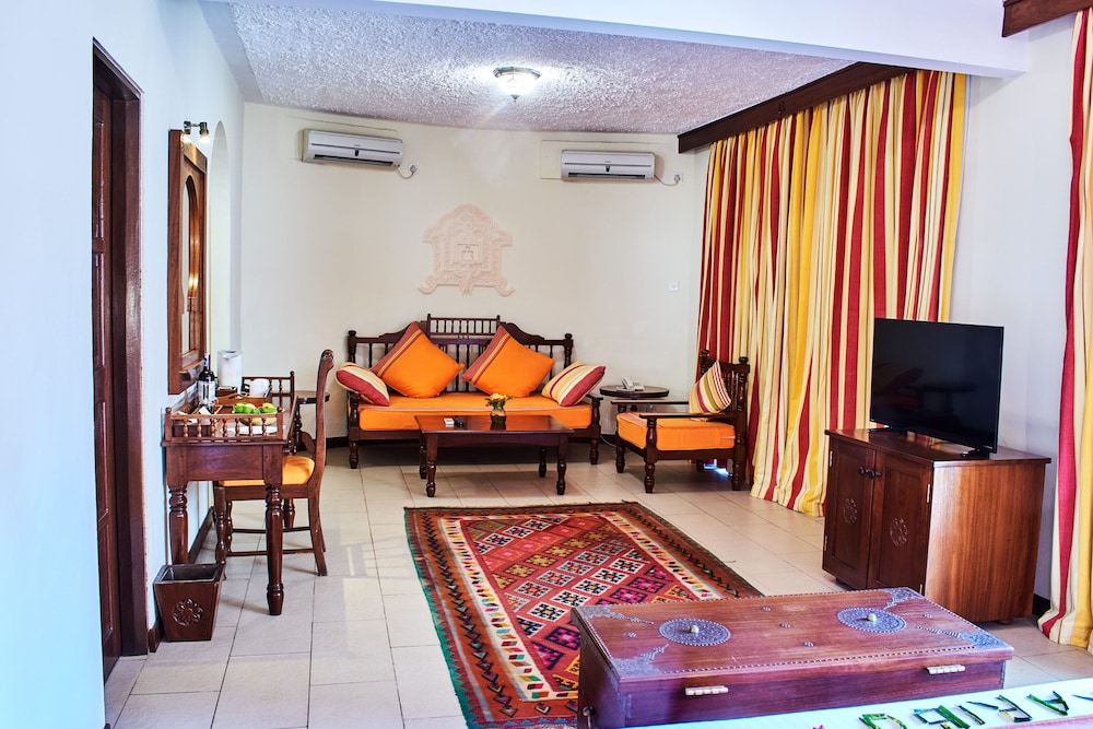 Neptune Village Beach Resort & Spa 33/59