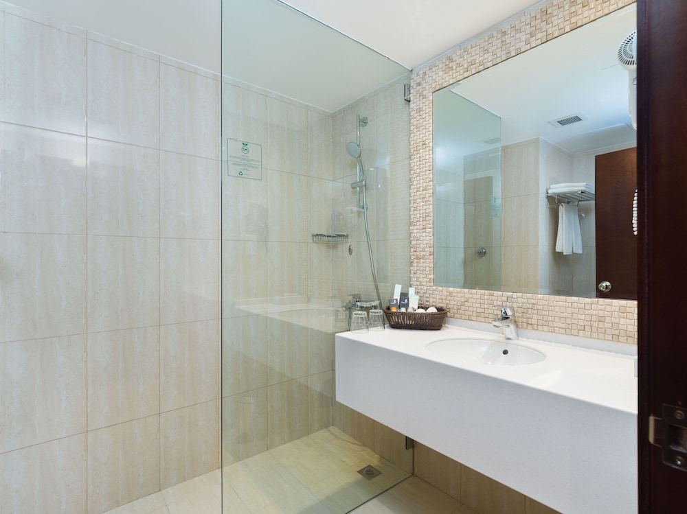 AL FALAJ HOTEL 59/60