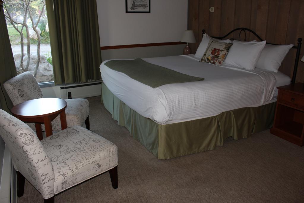 Cristiana Guesthaus 8/20