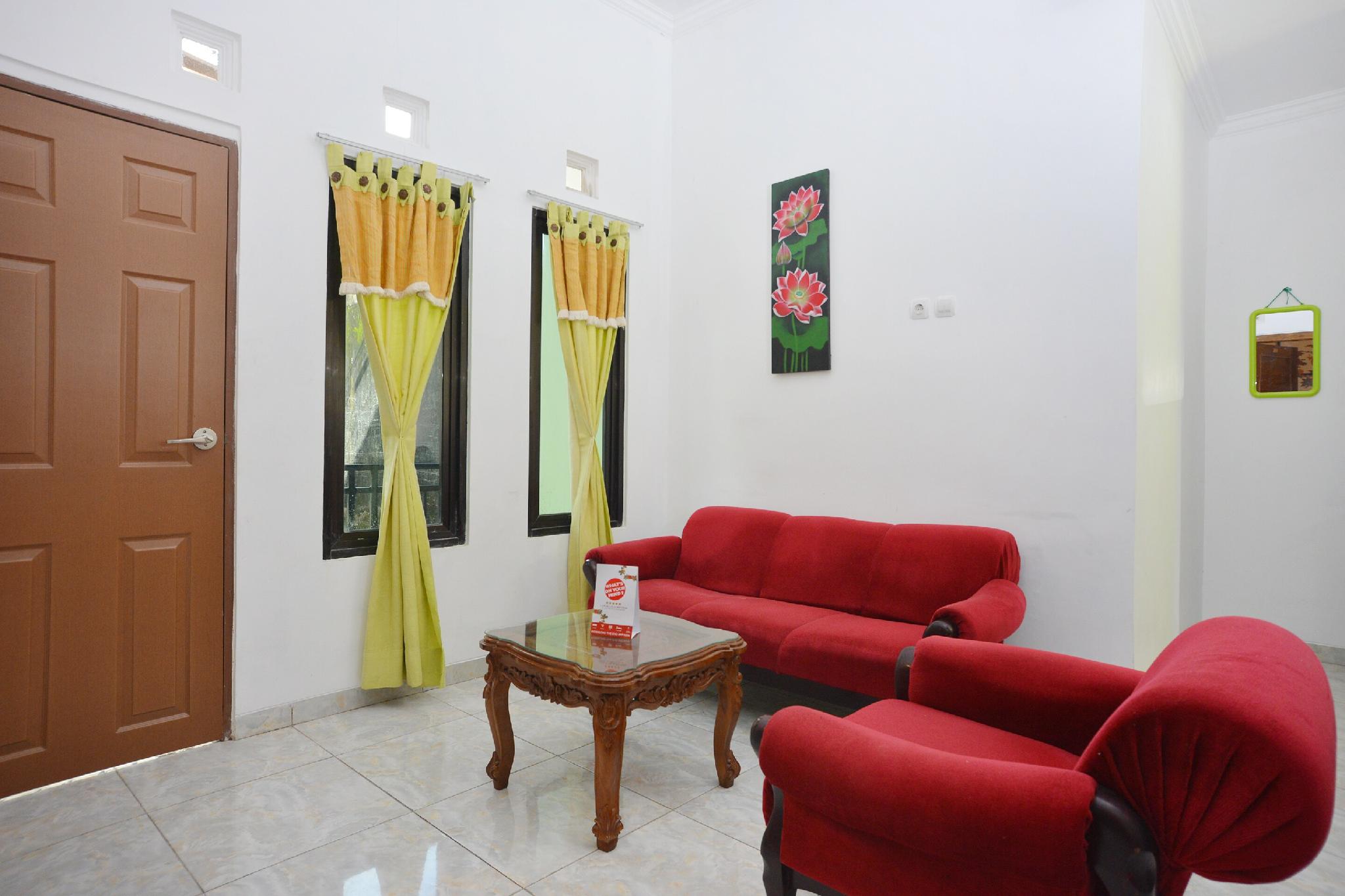 OYO 634 Elga Sastro Inn Syariah 16/24