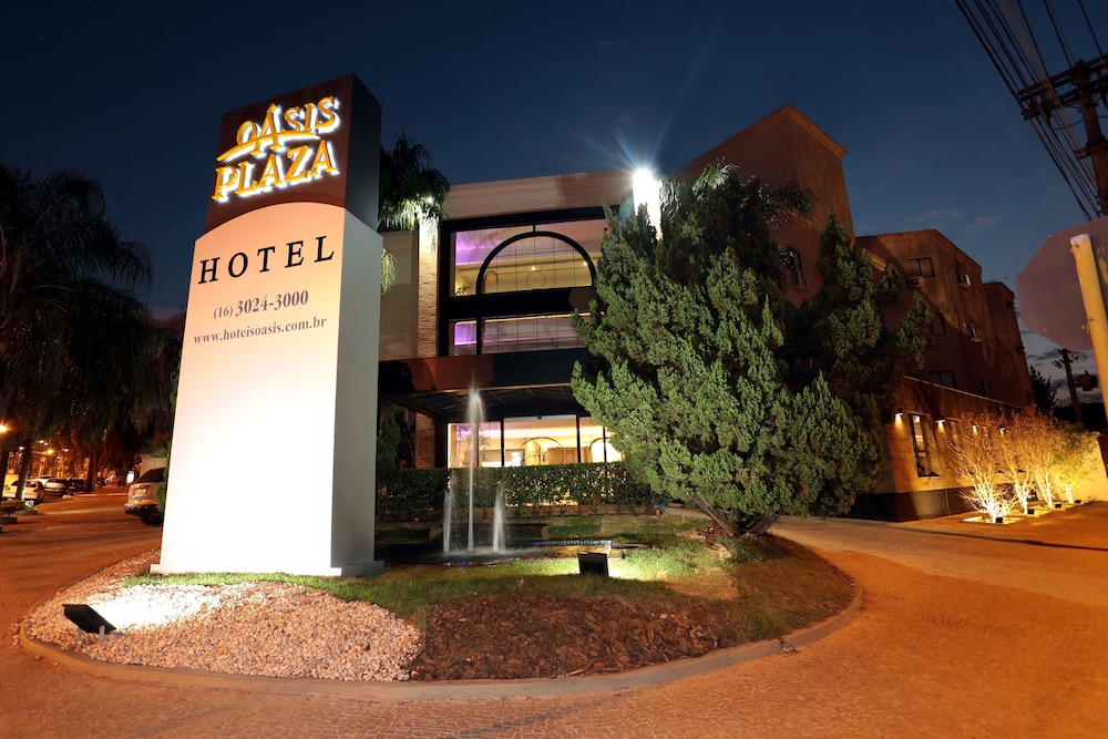 Oasis Plaza 47/47