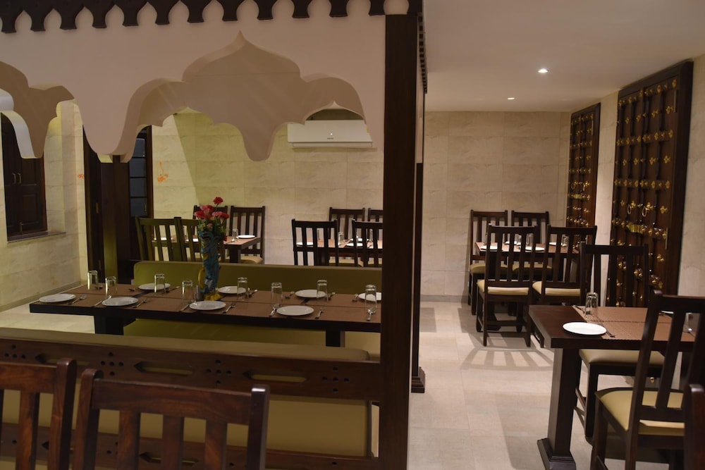 Jaipur Hotel New 23/26