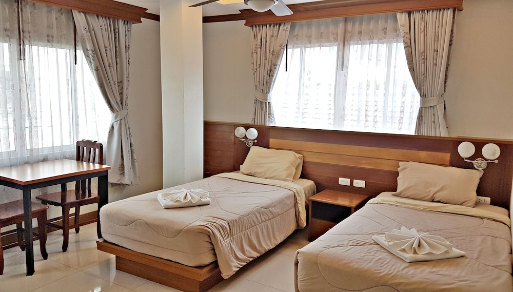 غرفة ديلوكس بسريرين منفصلين بمطبخ صغير، Green Harbor Hotel And Service Apartment 9/10