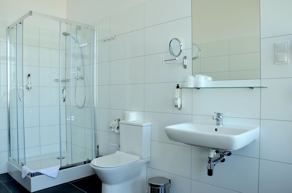Lothus Hotel 6/45