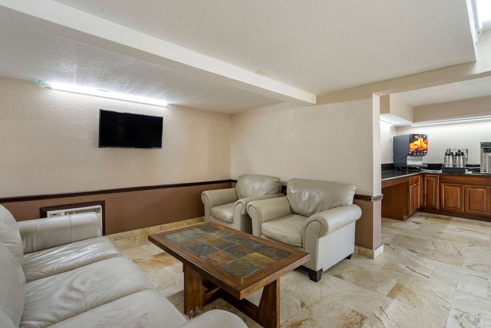 Rodeway Inn Clearwater-Dunedin 21/30