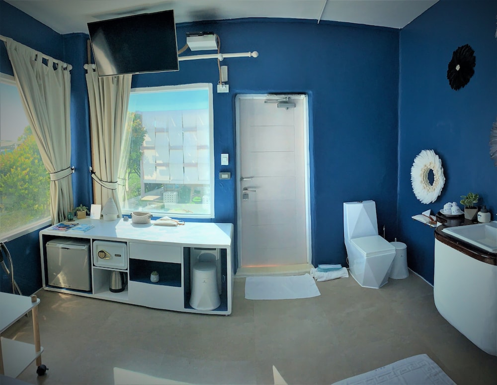 Southborder Design Hotel 49/69