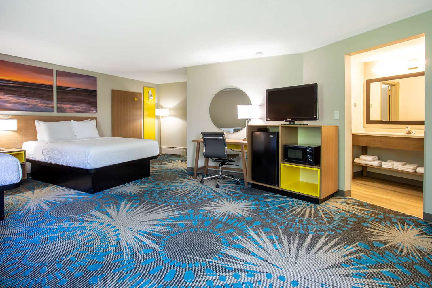 Days Inn by Wyndham Marquette 33/62
