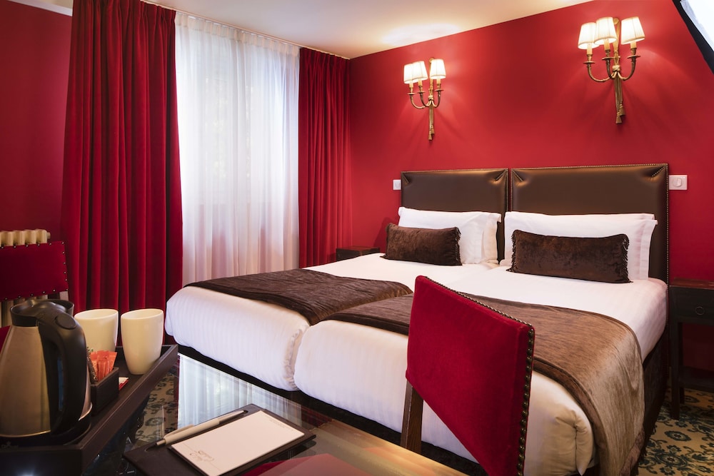 Hotel Des Deux Continents 37/80