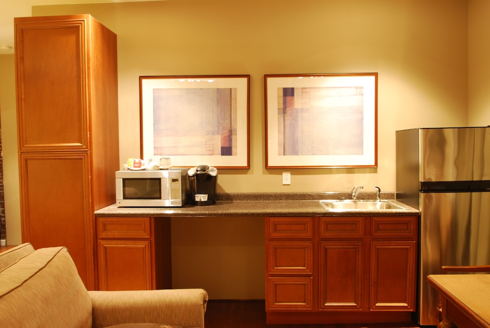 Grand Center Inn 23/37