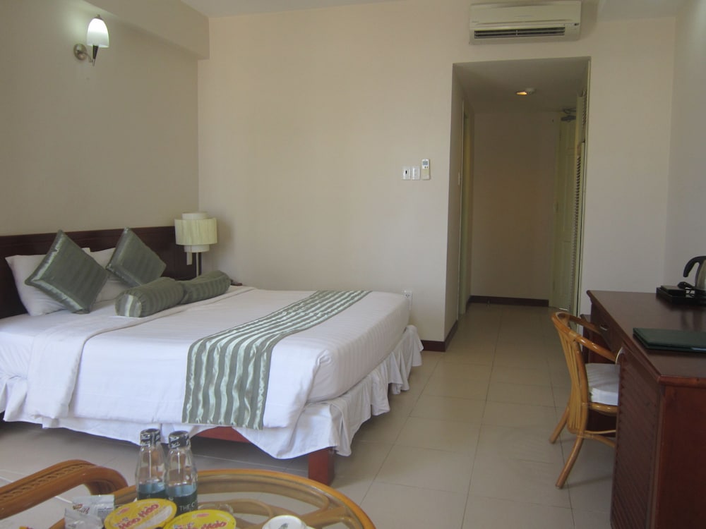 The Coast Hotel 20/47