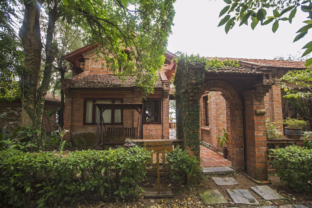 Van Chai Resort 3/50