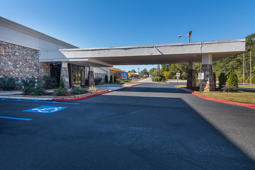 Motel6 Decatur, GA 2/55