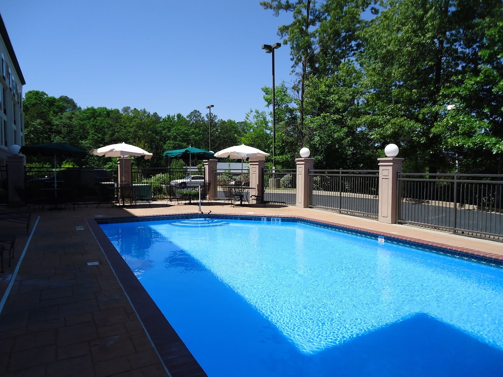 Wingate By Wyndham Little Rock 17/34