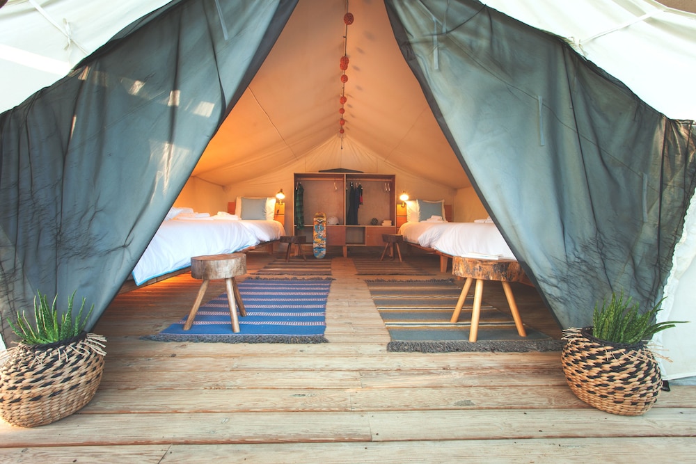 Bukubaki Eco Surf Resort 29/50
