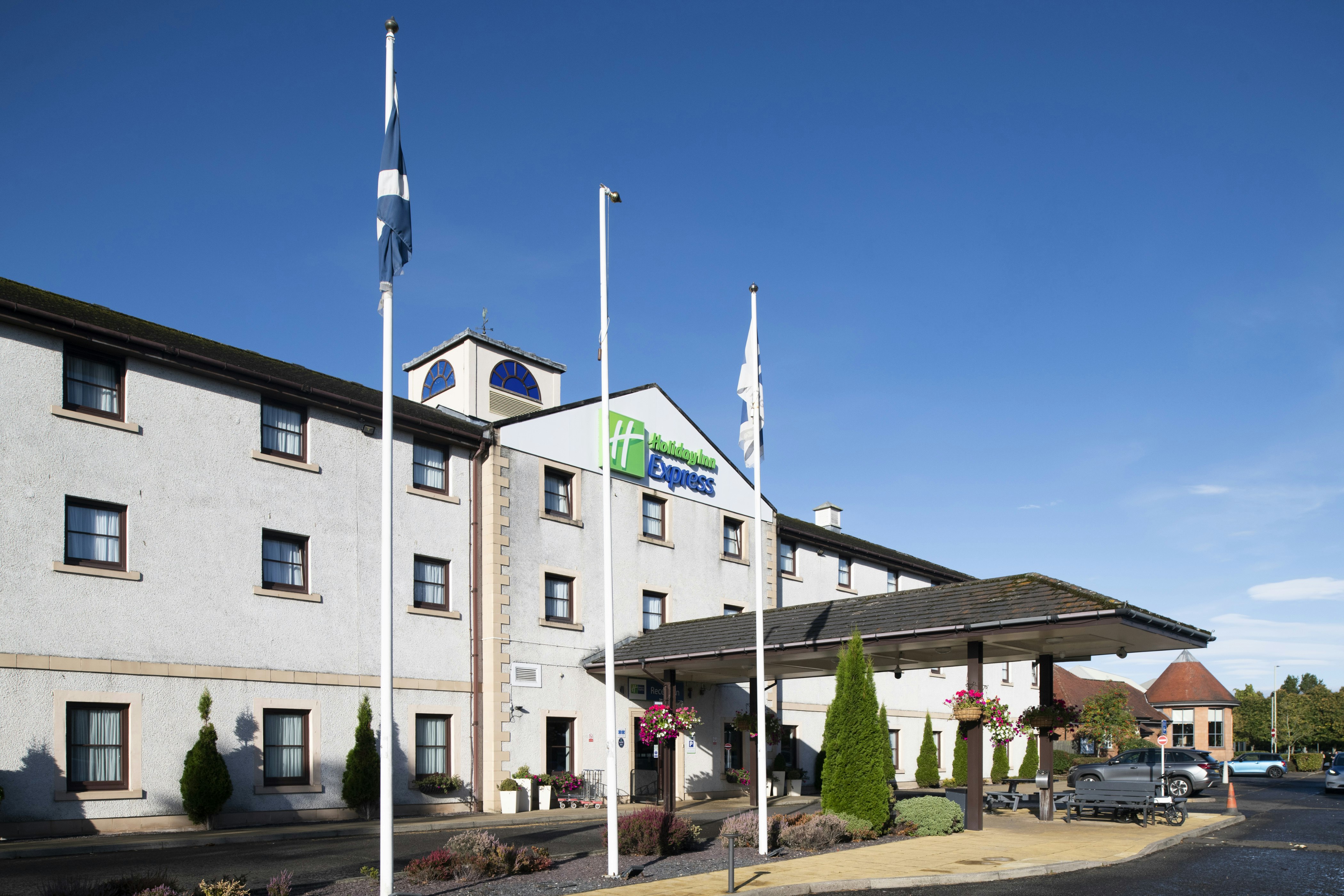 Holiday Inn Express Perth 8/72