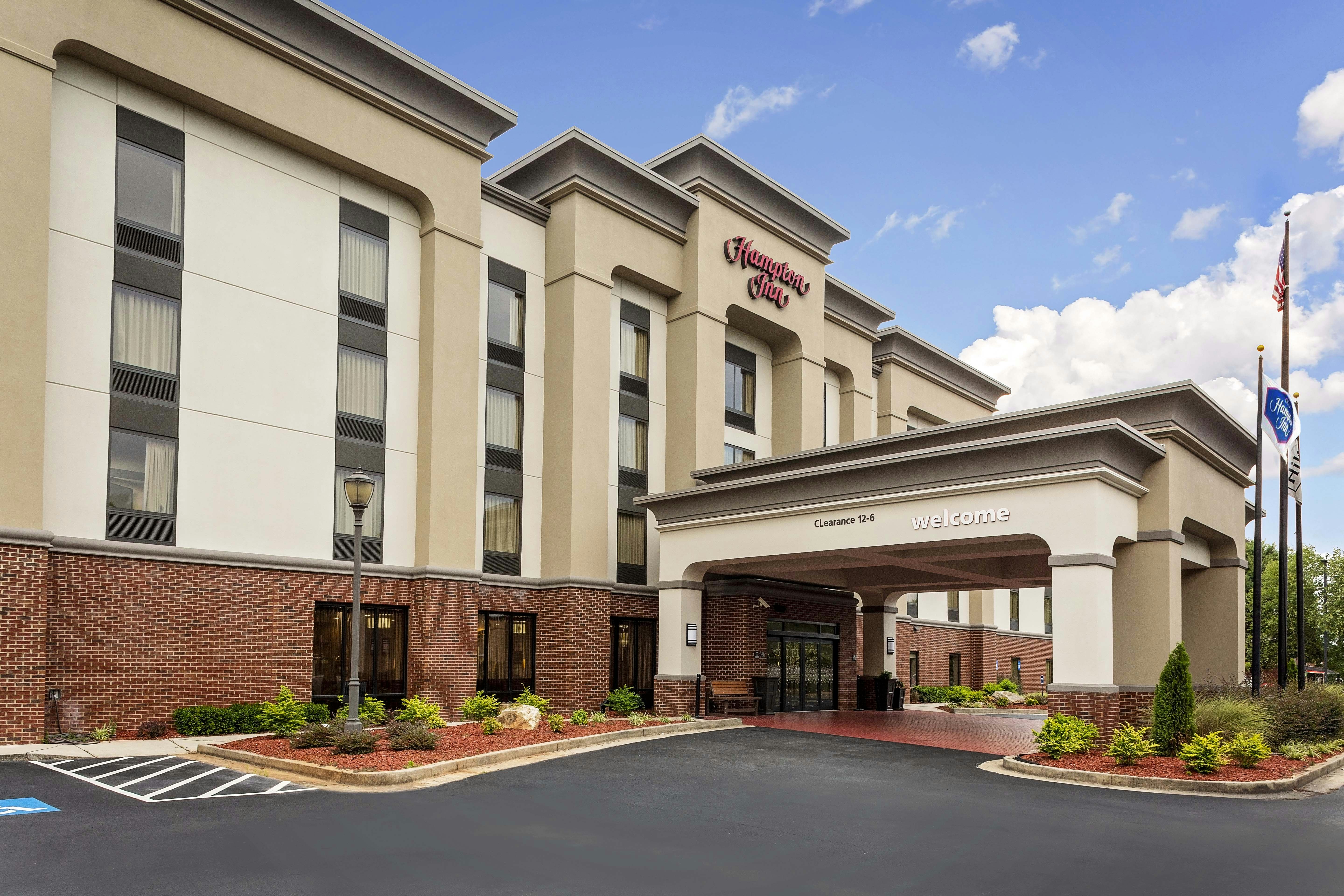 Hampton Inn Atlanta-Fairburn 68/74