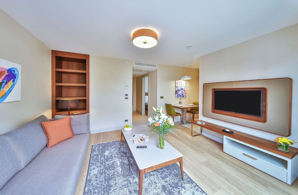 Tzl Suites 52/69