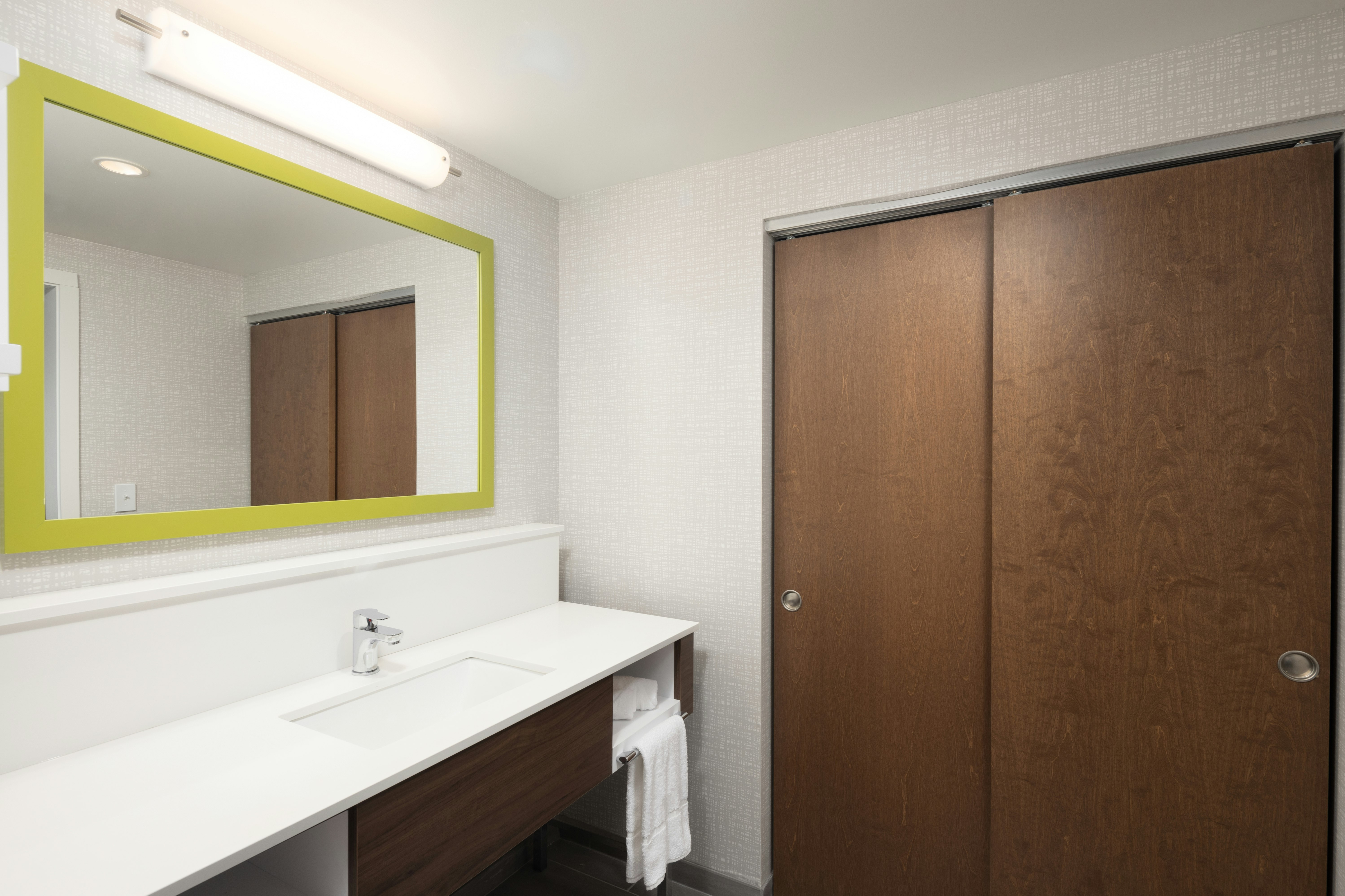 Studio, 2 Queen Beds, Hampton Inn Hornell 4/4