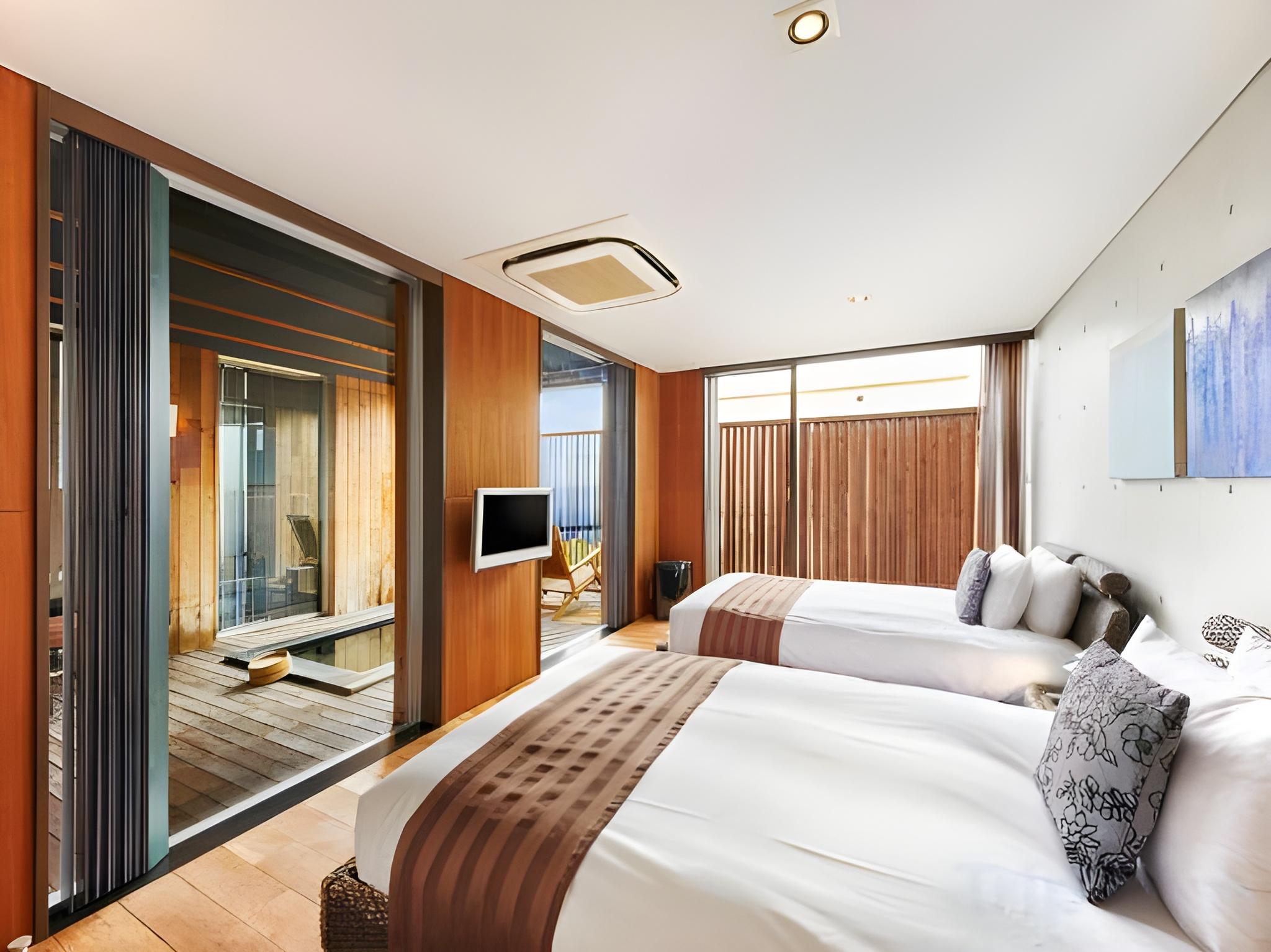 Deluxe, Suite, Hot Spring Bath