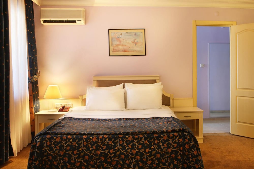 Berr Hotel 15/50