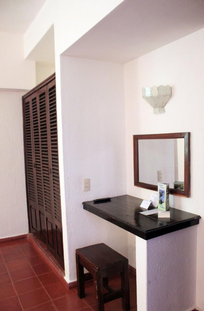 Suites Plaza del Río 54/73