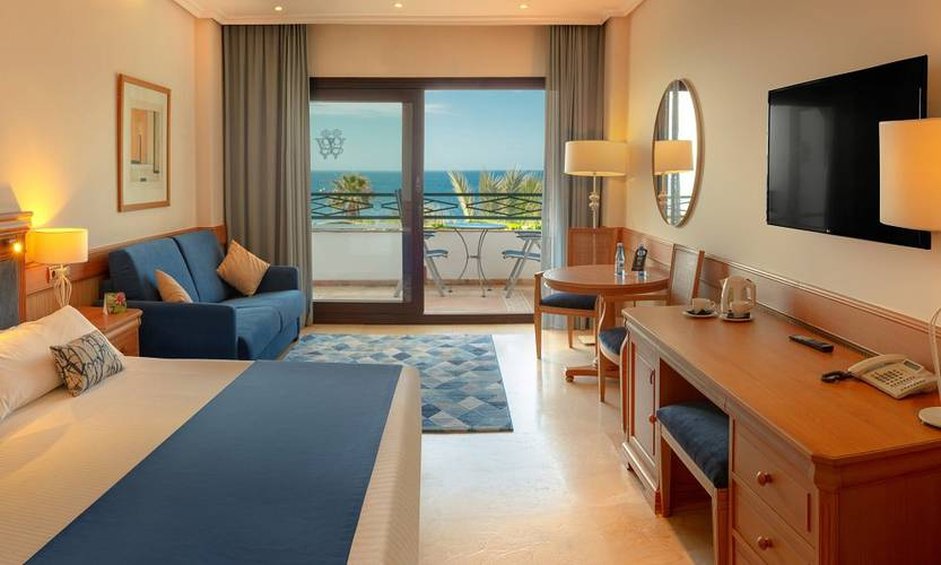 غرفة سوبيريور بإطلالة على البحر