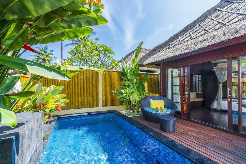 Lembongan Beach Club 26/50