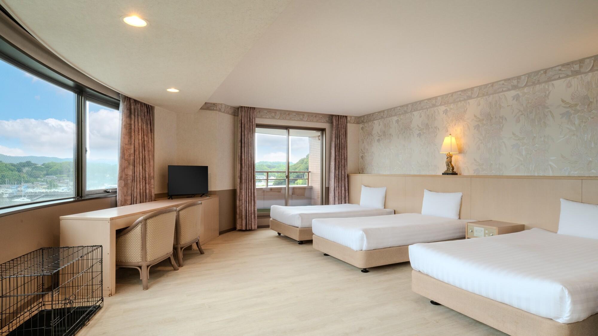 Panorama, Standard, Triple, Lake View, Corner