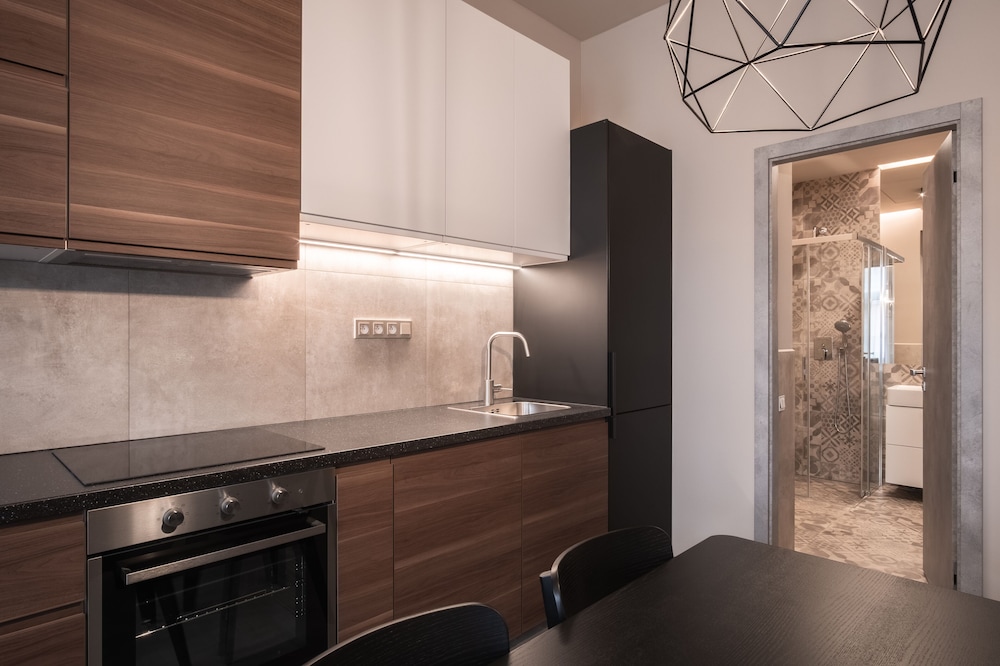 Aparthotel Rimska 14 12/50