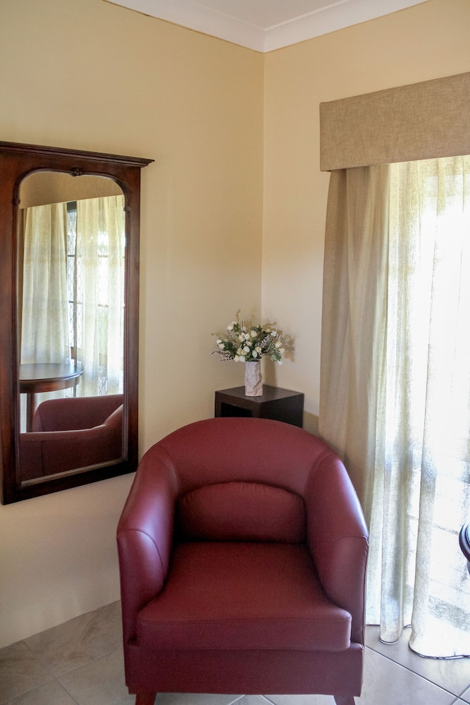 Overlander Homestead Motel 27/31