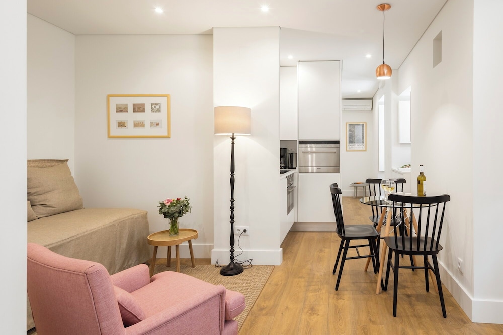 Lisbon Serviced Apartments - Bairro Alto 65/79