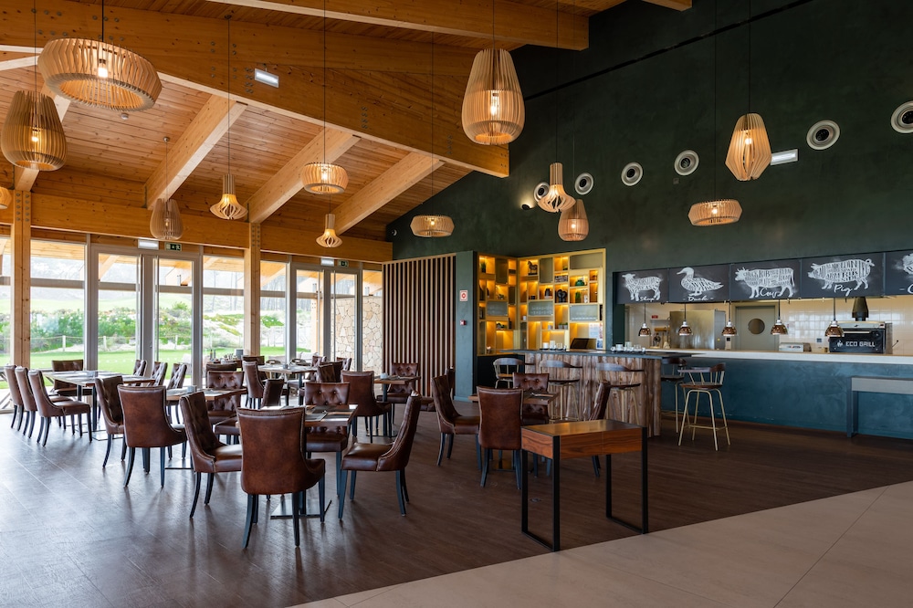 West Cliffs Ocean & Golf Resort 31/41