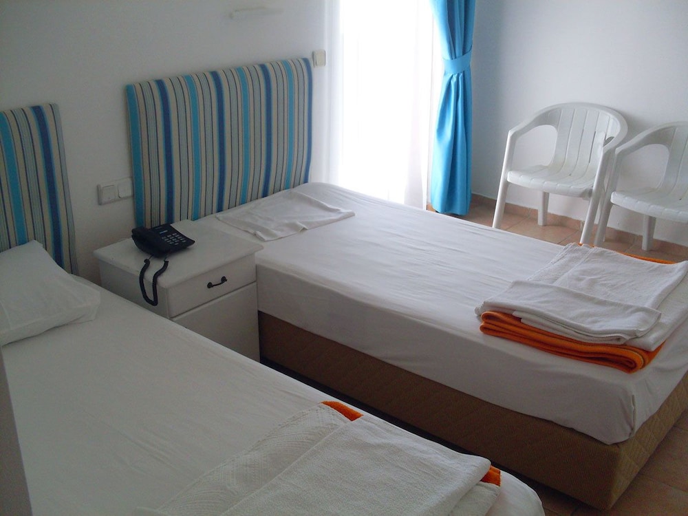 Gumbet Cove Hotel 10/50