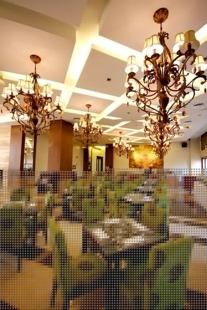 The Avenue Plaza Hotel 54/68