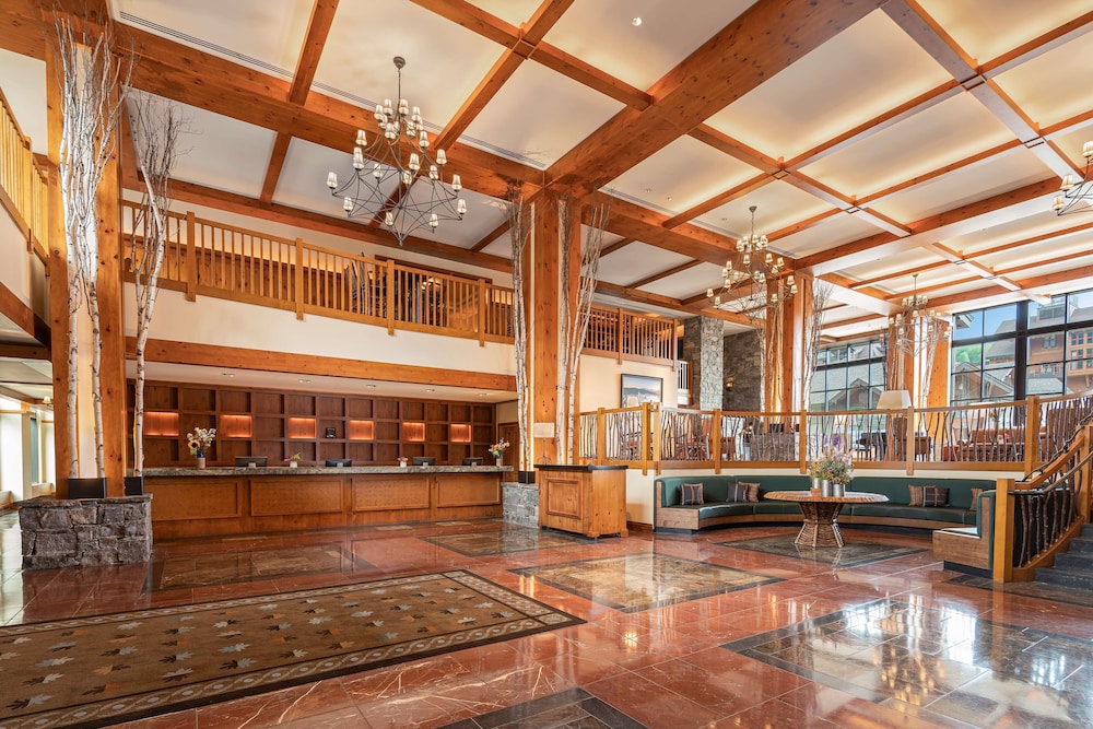 The Lodge At Spruce Peak 23/83