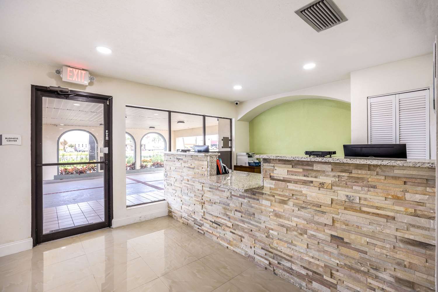 Baymont by Wyndham Orlando Downtown 2/20