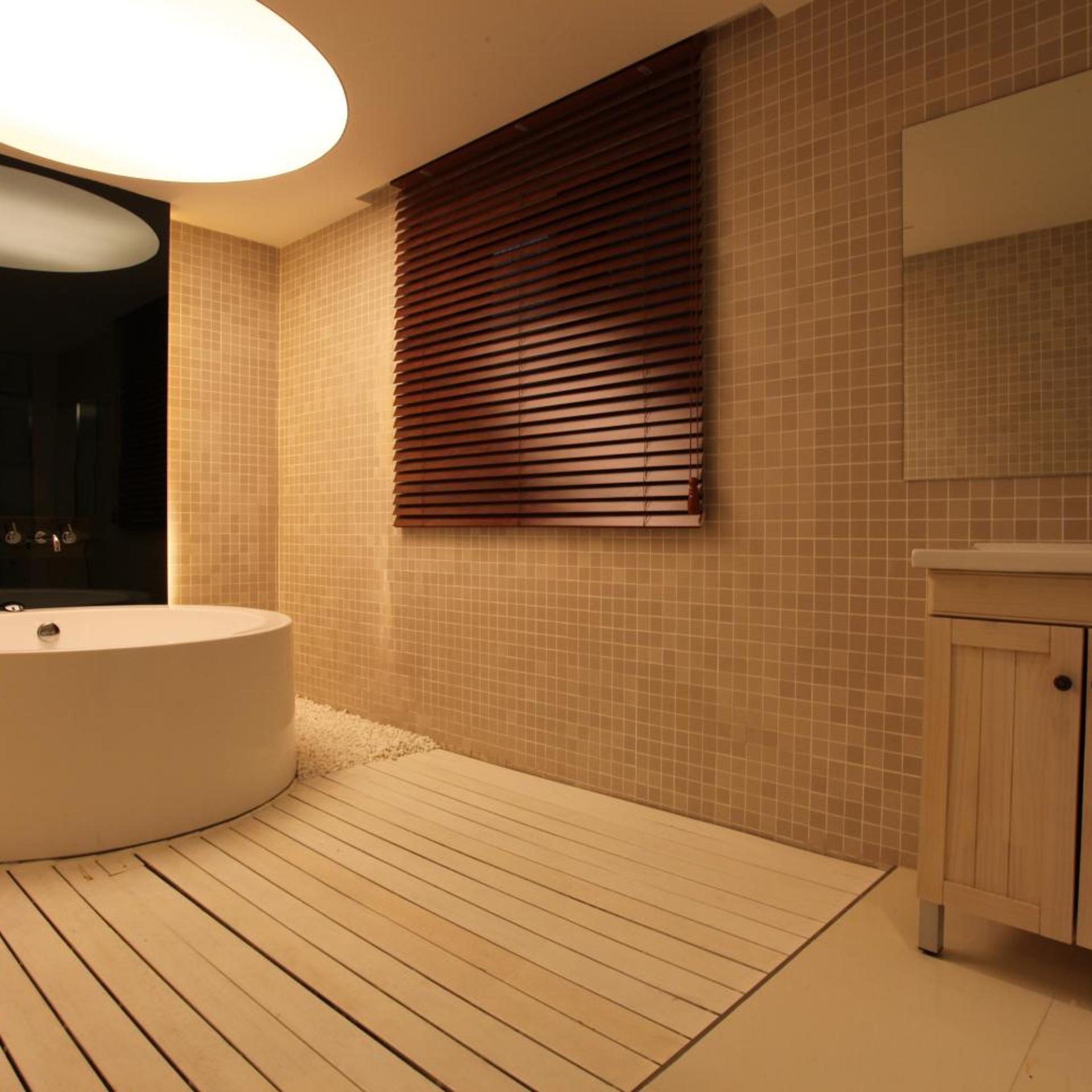 Yuwon Hotel 36/57