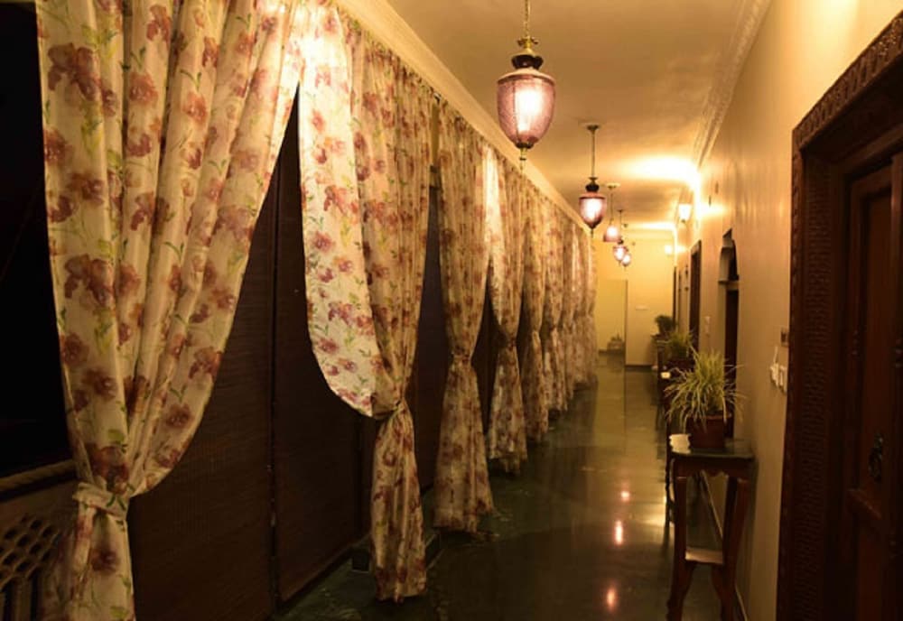 Vijaigarh Kothi 24/42