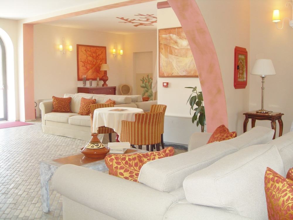 Garden Hotel Vulcano 28/72