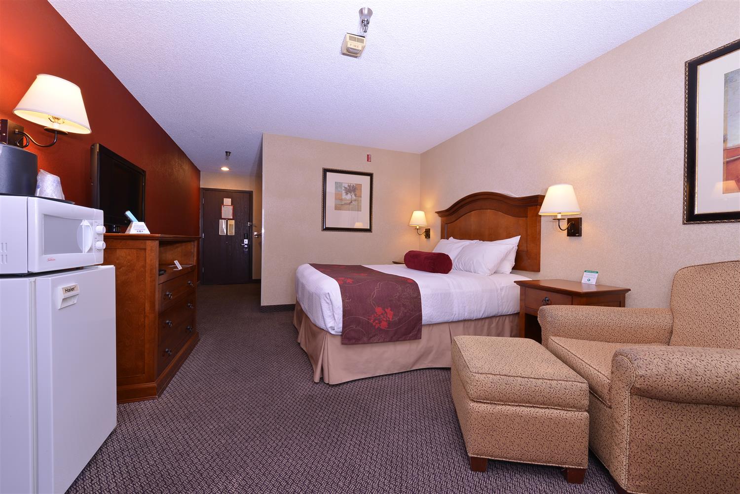 Best Western Plus Rama Inn 29/54