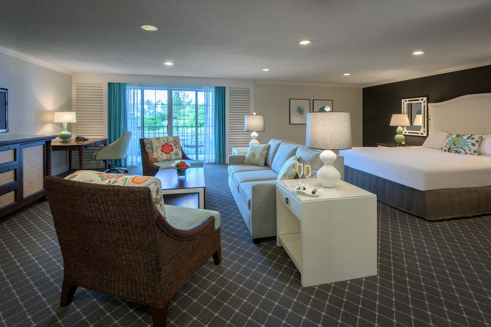 Fairmont Southampton 16/33