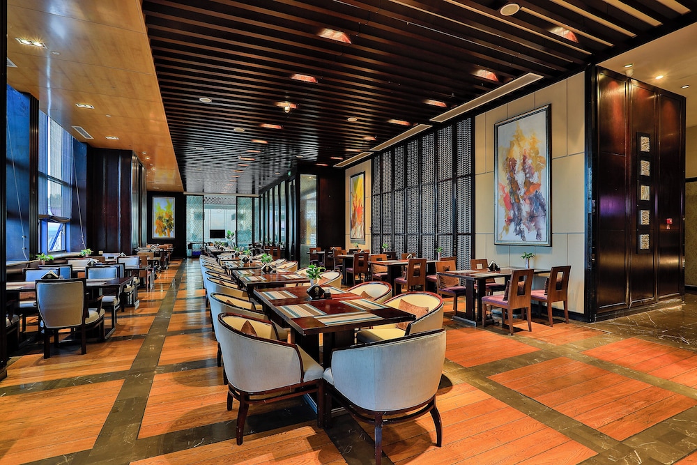 Tonglu World Trade SSAW Boutique Hotel 55/65