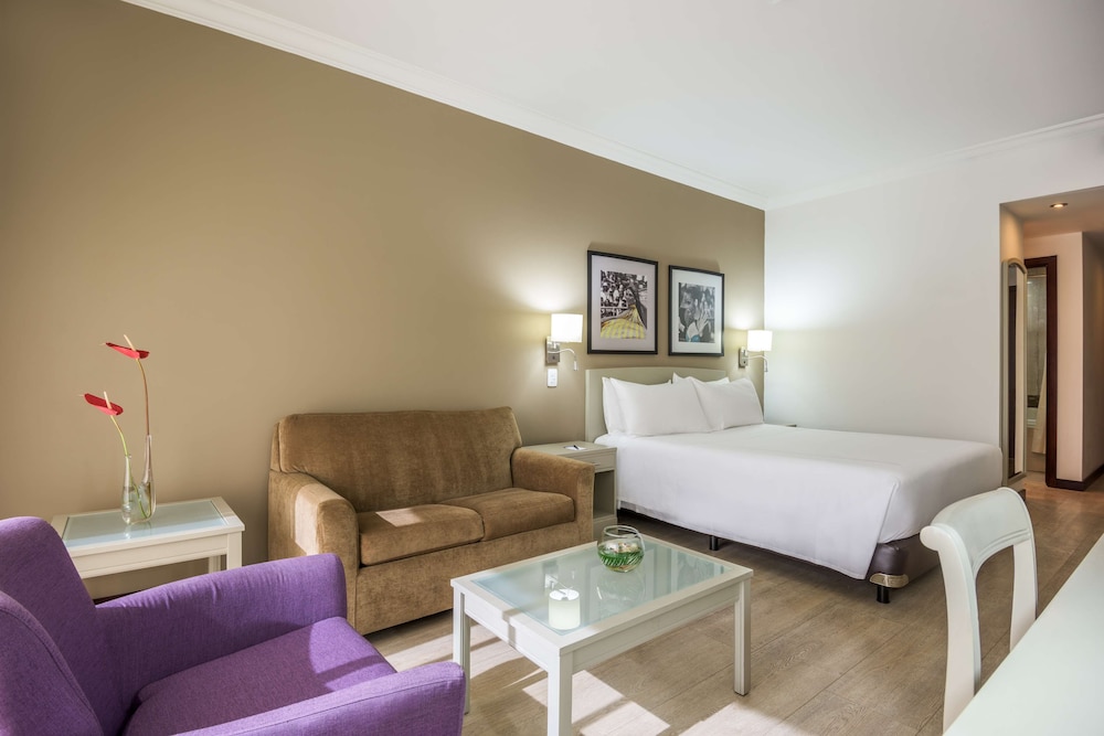 Nh Cali Royal Hotel 19/50