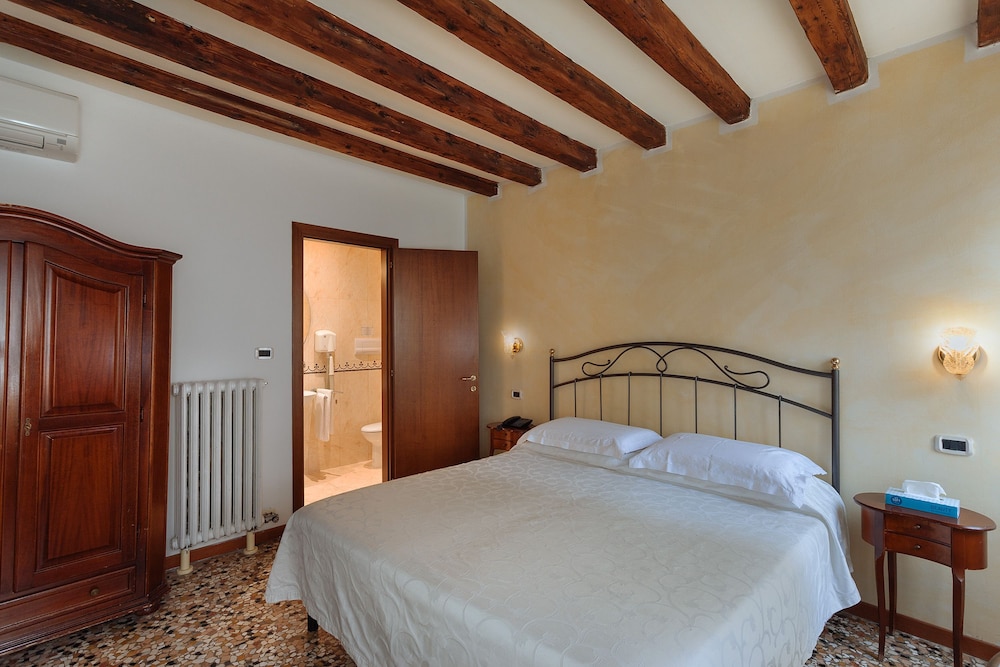 Locanda Art Deco 7/49