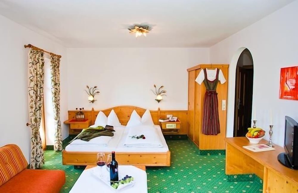 Hotel Gasthof Mitteregger 24/67