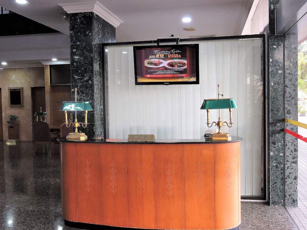HOTEL GRAND CONTINENTAL KUCHING 15/89
