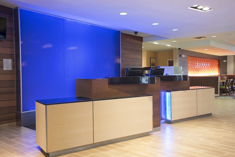 Fairfield Inn Suites Fredericksburg 10/41
