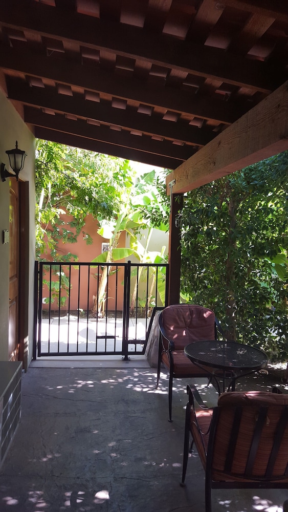 Los Arboles Hotel 19/50
