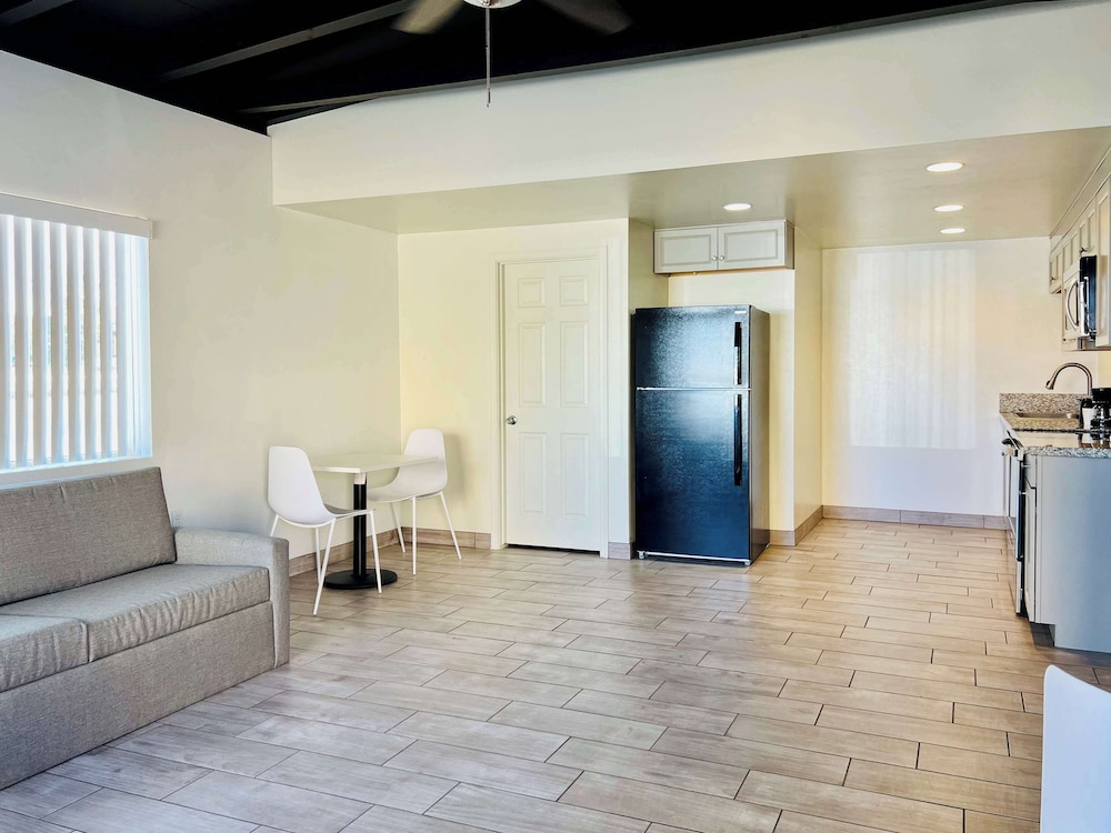 Studio6 Sierra Vista, AZ – Fort Huachuca 26/35