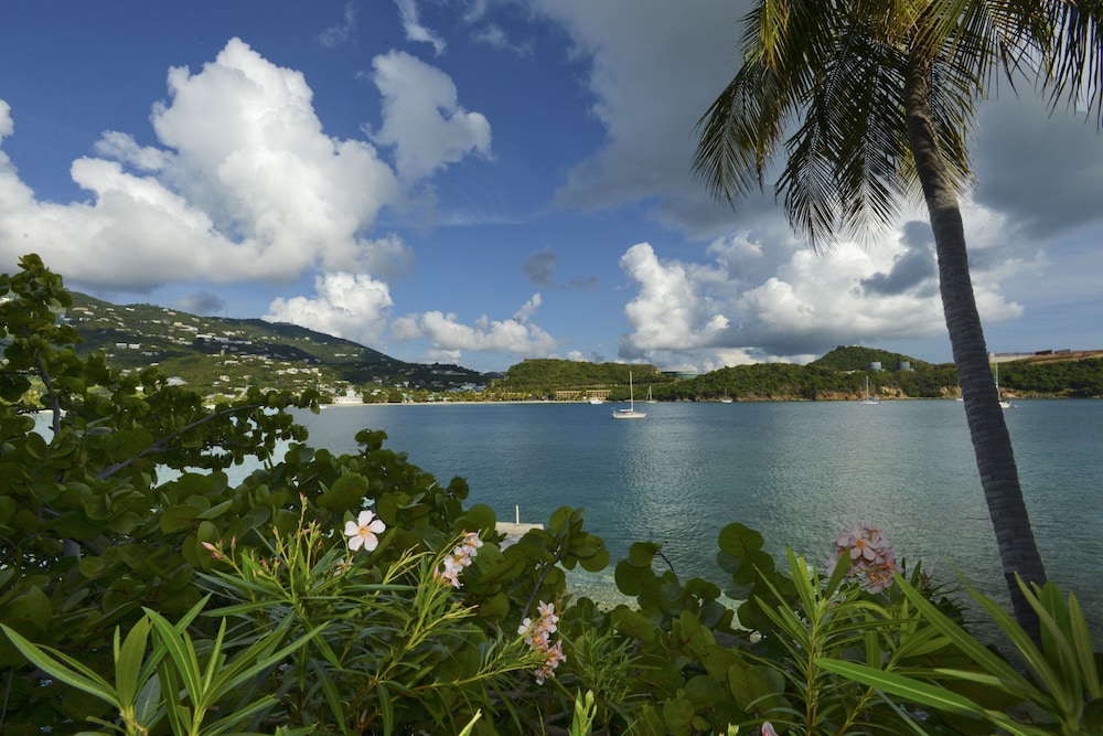 Lindbergh Bay Hotel And Villas 55/68